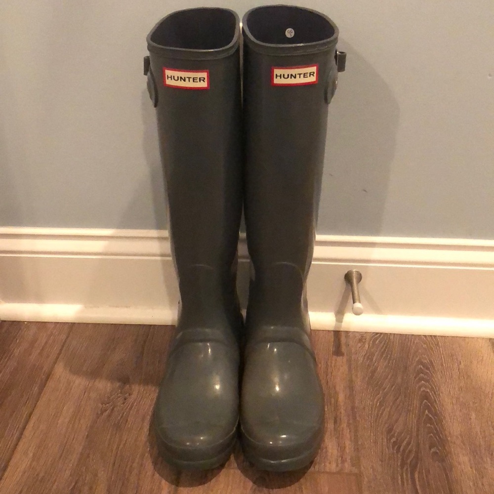 Hunter Women’s Original Tall Gloss Rain Boot